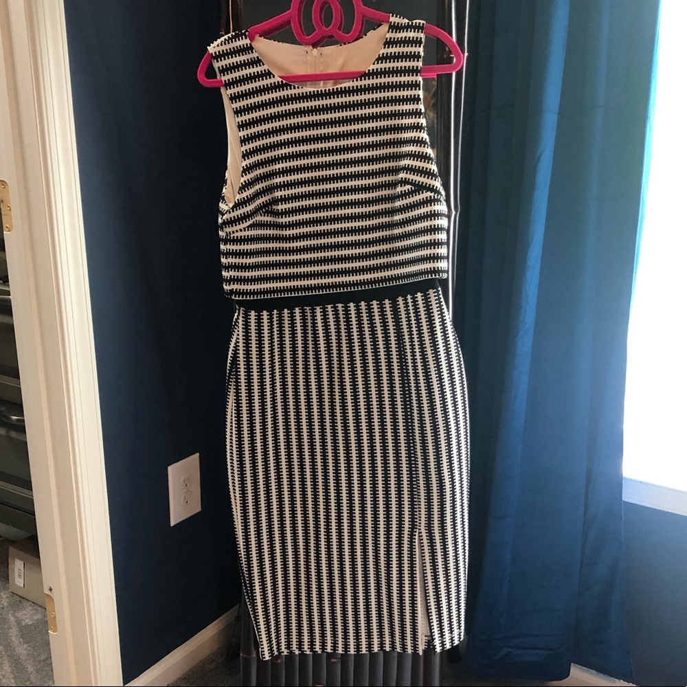 Bisou Bisou black and white midi dress size 8